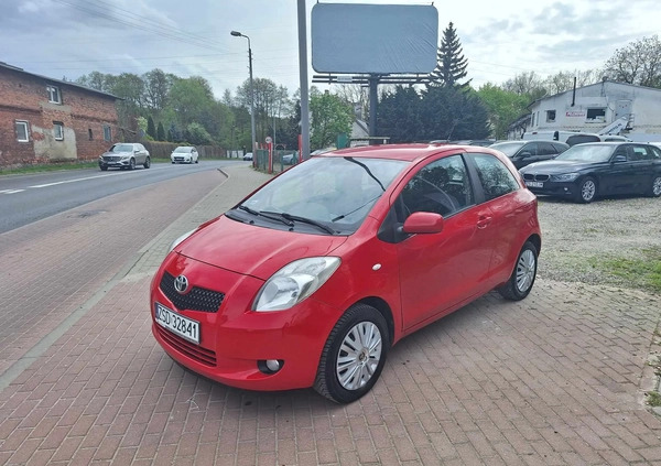 Toyota Yaris cena 11900 przebieg: 164000, rok produkcji 2008 z Działoszyce małe 137